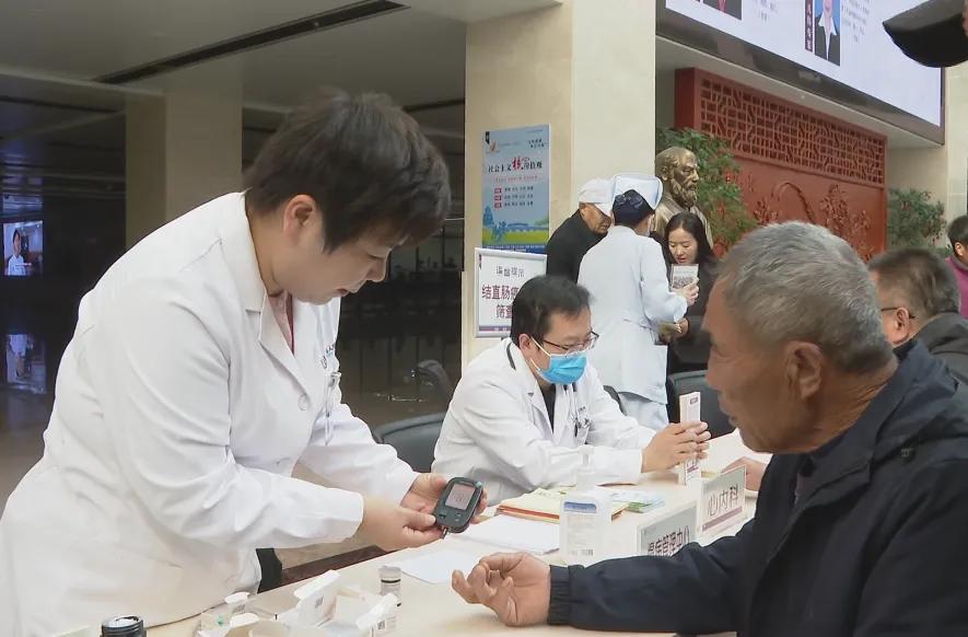 守護健康，傳遞關(guān)愛——成武縣人民醫(yī)院慢病義診暨營養(yǎng)健康咨詢活動紀(jì)實